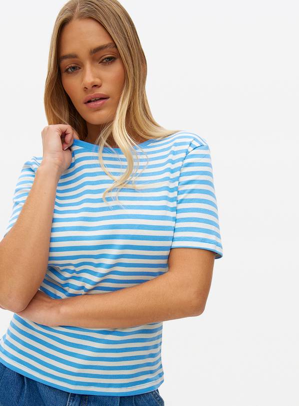 Blue Stripe Printed Slim Fit T-Shirt 12